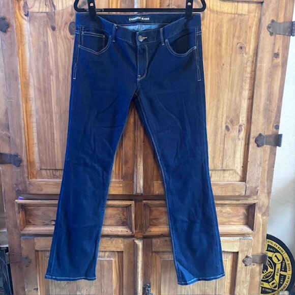 Express "Barely Boot' Low Rise Jeans - Size 10R - Picture 2 of 8